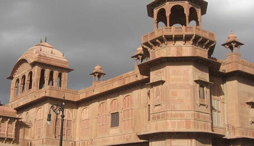 LALGARH PALACE AND MUSEUM